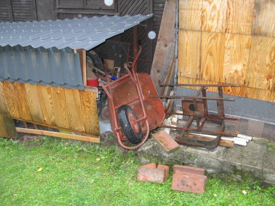 Broumovští policisté zahájili preventivní prohlídky chatových oblastí