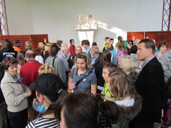 V altánu ve Schrollově parku jsou vystaveny lžíce a hlavy 