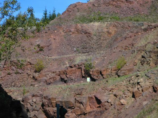 V Lomu Rožmitál u Broumova byla otevřena naučná stezka