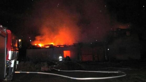 Na Broumovsku opět řádil velký požár. Tentokrát v Hynčicích