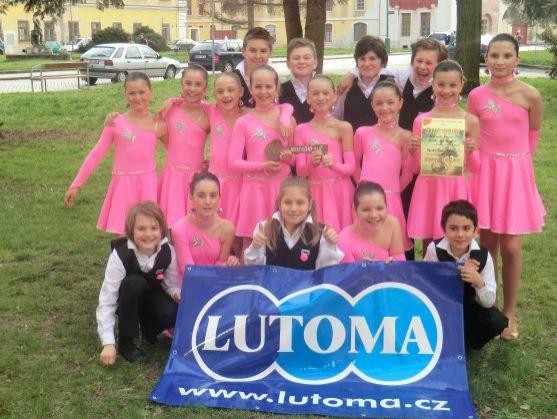 Tři soubory broumovské Ulity vytančily zlaté Josefovské klíče 