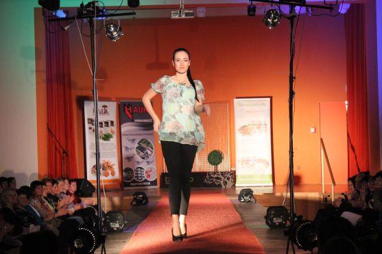 Při Baobab fashion show modelky předvedly módu pro všechny ženy 