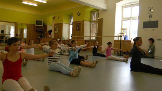 Broumovské tanečnice si rozšířily pohybový slovník 