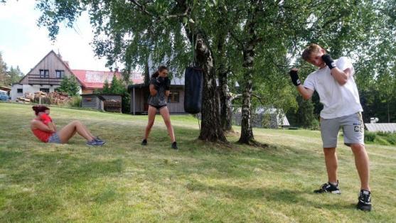 Boxeři ladili fyzickou kondici v Krkonoších 