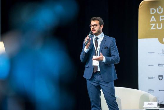 O proměnách důvěry a porozumění diskutovala první část hostů 6. Broumovských diskusí