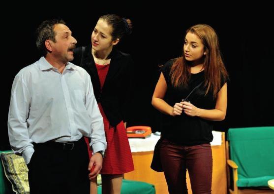 Druhý ročník Noci divadel skončil. Broumovský soubor vyprodal celé divadlo