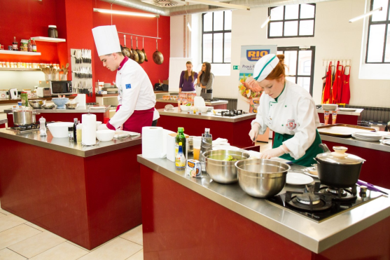 Studenti z Teplic nad Metují předvedou své gastronomické umění v celostátní soutěži Svačina roku