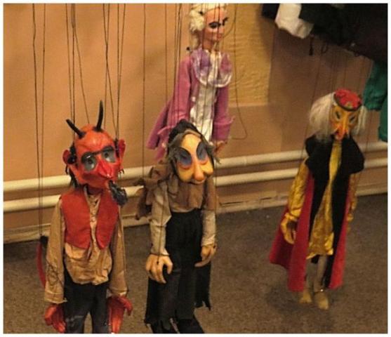 Výstava loutek, představení pro děti i pro dospělé. Taková byla Noc divadel v Broumově