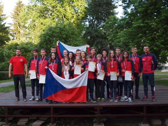 Gymnazistka Barbora Jirásková je dvojnásobnou mistryní světa