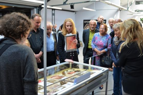 Výstava zkamenělých dřev AlekSandry Niemirowské