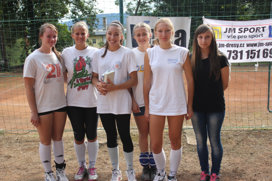 Mezinárodní volejbalový Memoriál Slávky Streubelové vyhrály hráčky z Nového Města nad Metují