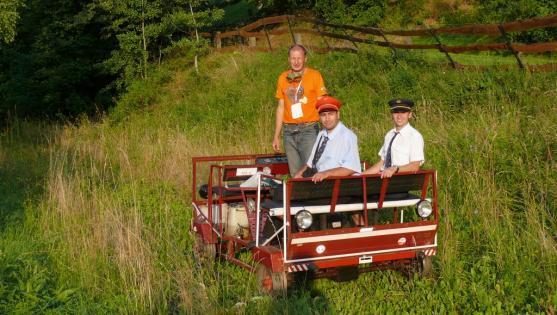 Mistrovství Polska v závodech ručních drezín jeli také Broumováci