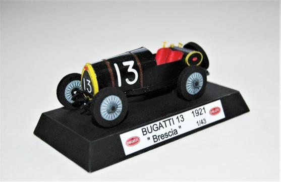 Muzeum papírových modelů představí víc jak 150 exponátů monopostů formule 1