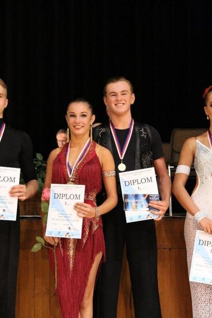 Taneční pár sourozenců Novotných zvítězil na Velké ceně Čech