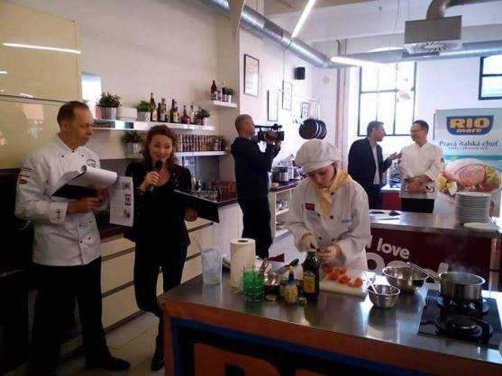 Denisa Burgetová z teplické hotelovky obsadila 3. místo na celostátní gastronomické soutěži Svačina roku s Rio Mare