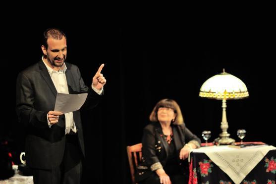 Divadlem se linul smích nejen Uršuly Klukové