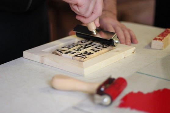 Jarní novinky v broumovském klášteře: knihtisk a historické zážitkové dílny