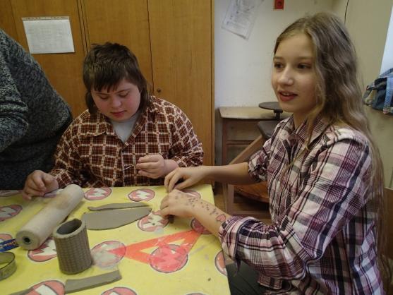 Hronovští osmáci nešli do školy, chtěli pracovat