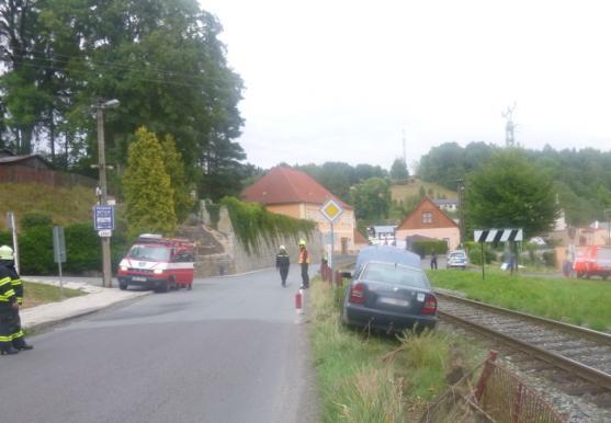 Hasiči zasahovali v pátek u dvou dopravních nehod