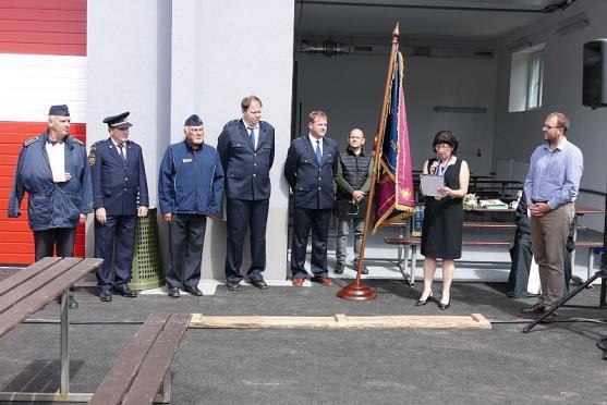 Police má novou hasičskou zbrojnici. Oslavili také 150. výročí