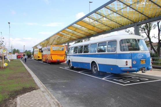 V Broumově byl slavnostně otevřen nový autobusový terminál