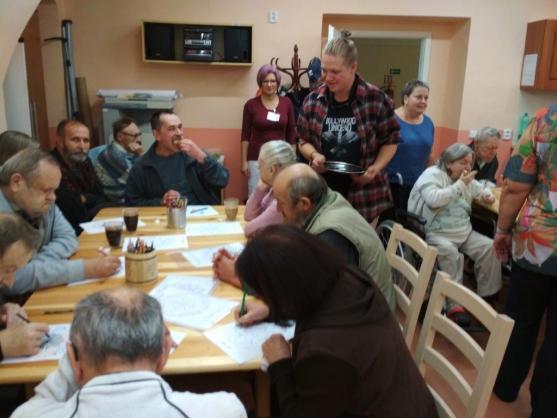 Studenti potěšili seniory v Teplicích nad Metují