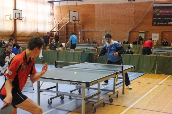 V Broumově hrálo stolní tenis šest hráčů a hráček z první stovky českého žebříčku