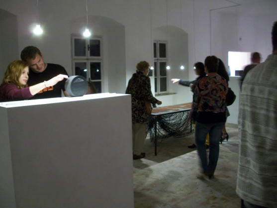 Výtvarnice Zuzana Krčmářová po Polici nad Metují vystavuje na Zámku Adršpach 