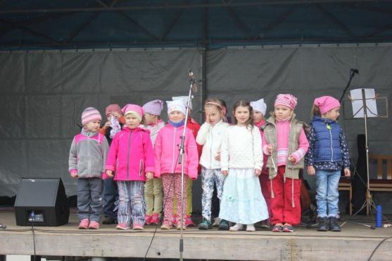 V Teplicích nad Metují přivítali jaro a opět otevřeli hotel Střelnice