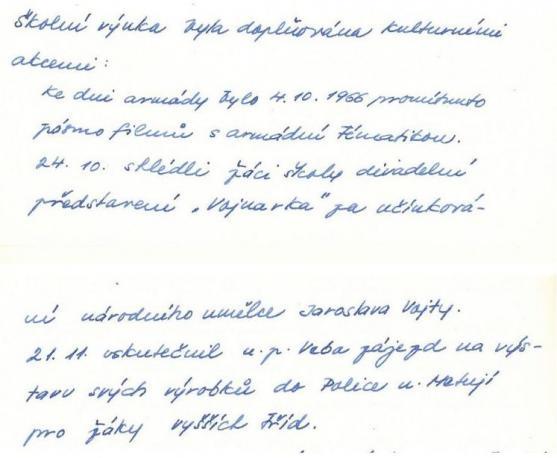 Dochovala se unikátní fotografie představitele Sarka Farky se vzkazem broumovským žákům