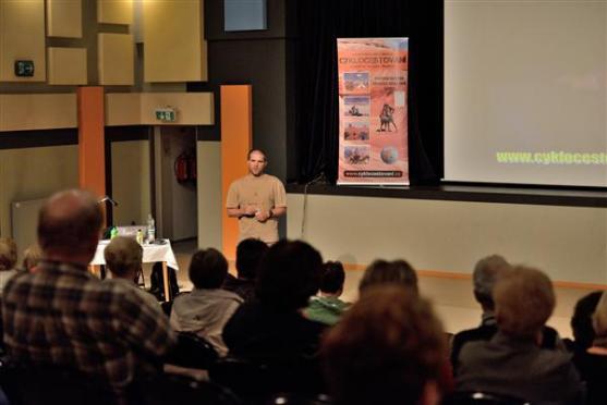 S Martinem Stillerem a jeho rodinkou cestovali na kole po západní Evropě