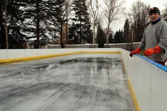 V Broumově se bruslí! Jsou k tomu ideální podmínky
