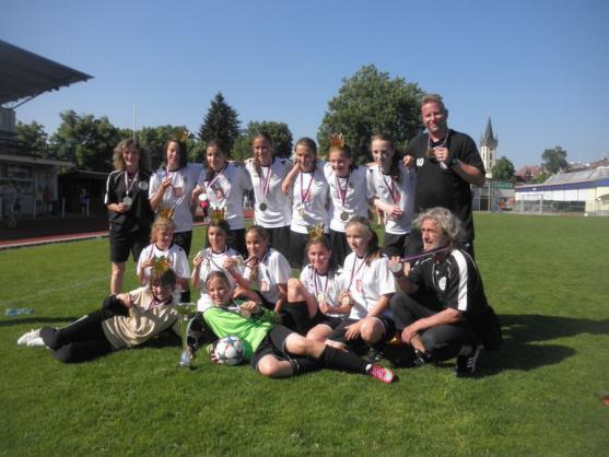 Sára Grimová z Broumova se s týmem FC Hradec Králové stala Mistrem České republiky