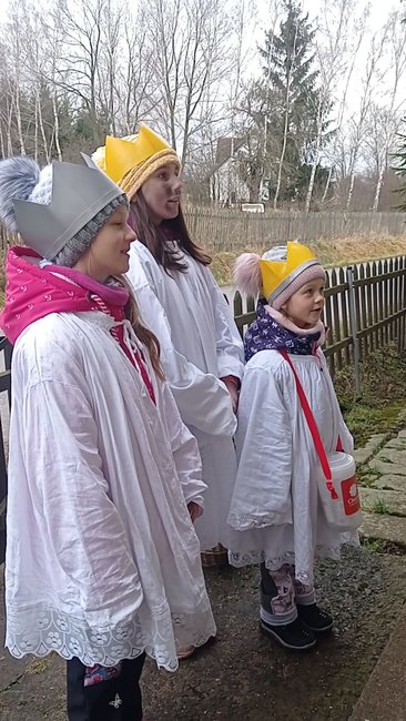 Čím dál víc lidí vidí smysl v pomoci potřebným