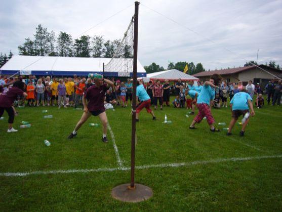 Božanov zvítězil v Malém letním dovádění