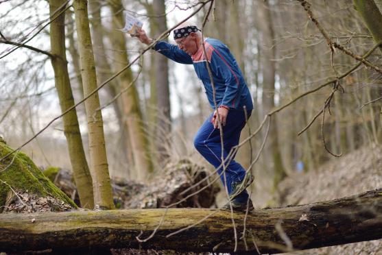 V Broumově se běželo Oblastní mistrovství a veteraniáda v orientačním běhu