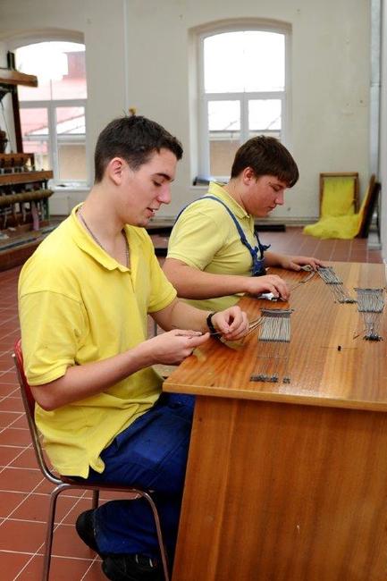 Učební obor Výrobce textilií, to je nejlepší cesta, jak získat práci v a. s. VEBA 