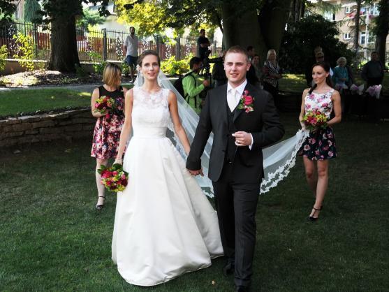 Automobilový závodník Michal Matějovský se v Broumově oženil