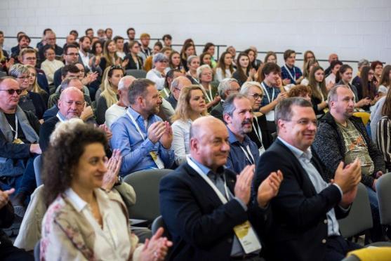 O proměnách důvěry a porozumění diskutovala první část hostů 6. Broumovských diskusí