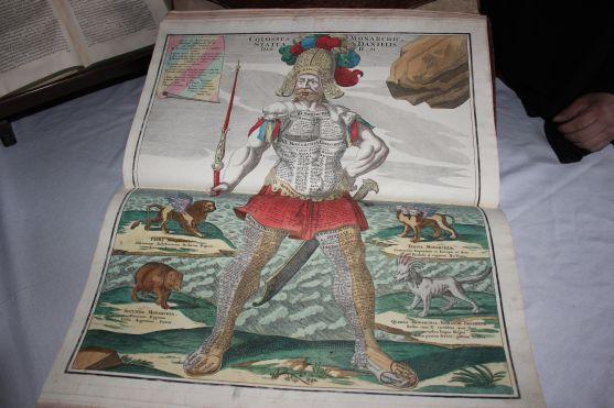 Artefakty, které uvidí prezident v broumovském klášteře