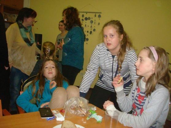 Do kasiček Tříkrálové sbírky se na Broumovsku v letošním roce vybralo téměř sto tisíc korun