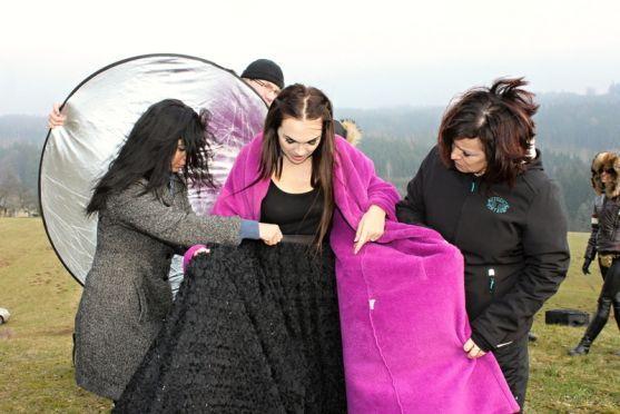 Videoklip Kamily Nývltové natáčený na Bischofsteinu měl včera premiéru 