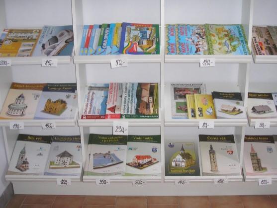 Úspěchem Muzea papírových modelů v Polici nad Metují je 7 tisíc návštěvníků v průběhu několika měsíců po otevření