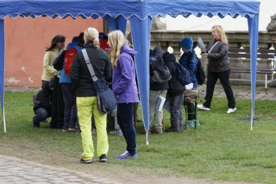 Na cestě po památkách a parcích oslavili v Broumově Den Země