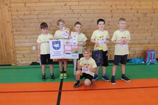 Volejbal si o víkendu v Broumově zahrálo 225 dětí