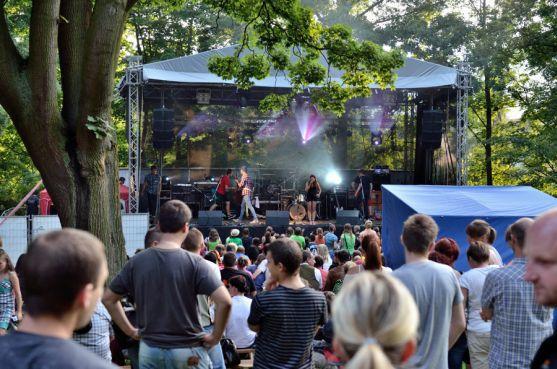 V Broumově vystoupila zpěvačka Ewa Farna 