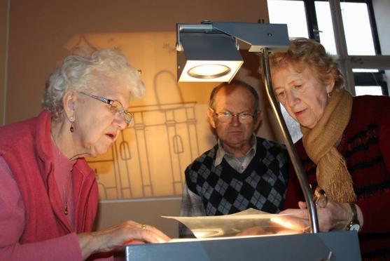 Poličtí senioři zkoumali v Broumově krásy baroka