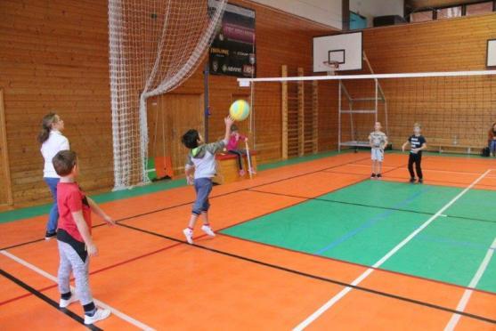 Masarykova základní škola se zapojila do projektu Českého volejbalového svazu Barevný volejbal do škol