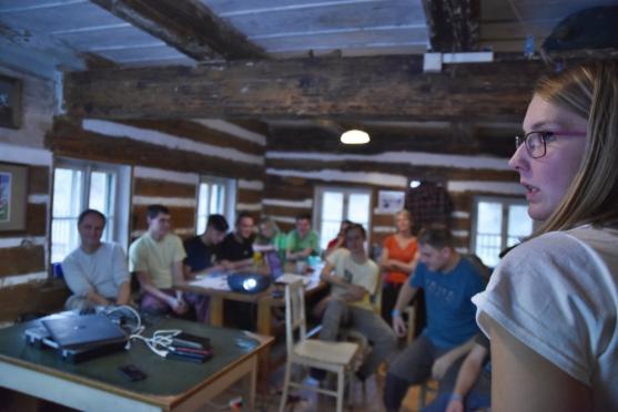 Vedoucí Lotrů se vzdělávali. Sami sebe a celý víkend 