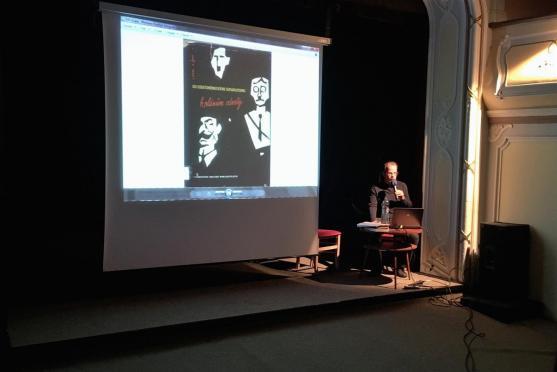 V Městském divadle se konala přednáška z moderních dějin Broumovska 